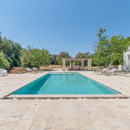 Masseria Pugliese Deluxe Остуни Екстериор снимка