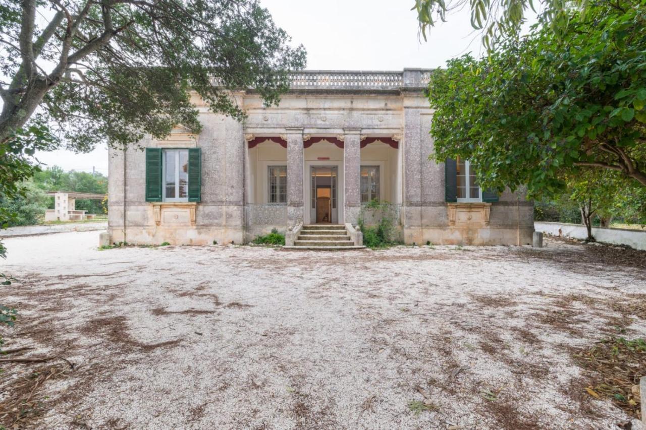 Masseria Pugliese Deluxe Остуни Екстериор снимка