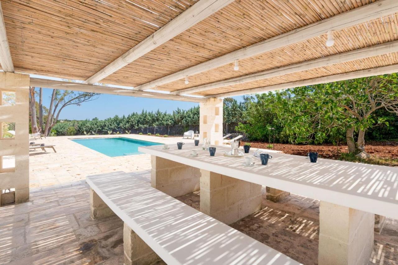 Masseria Pugliese Deluxe Остуни Екстериор снимка